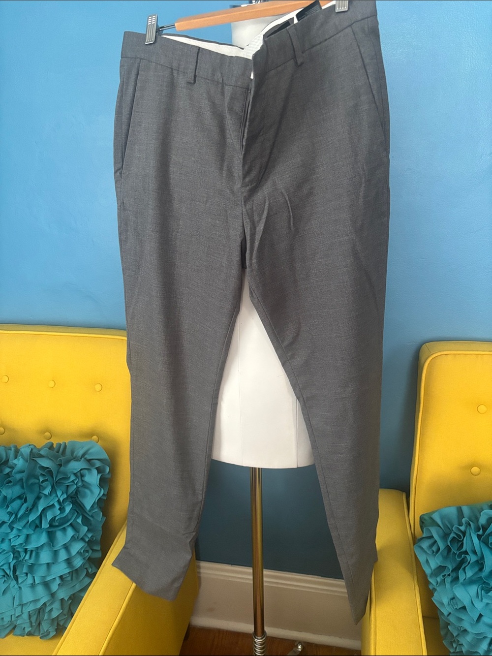 Men's Gray Dress Pants - Classic Tailored Fit